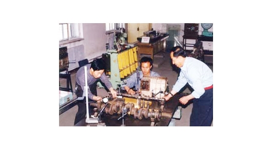 變速箱殼體平行度、同軸度檢測